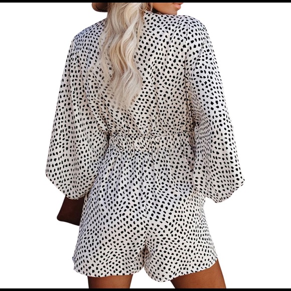 Wide leg romper. - Picture 4 of 4